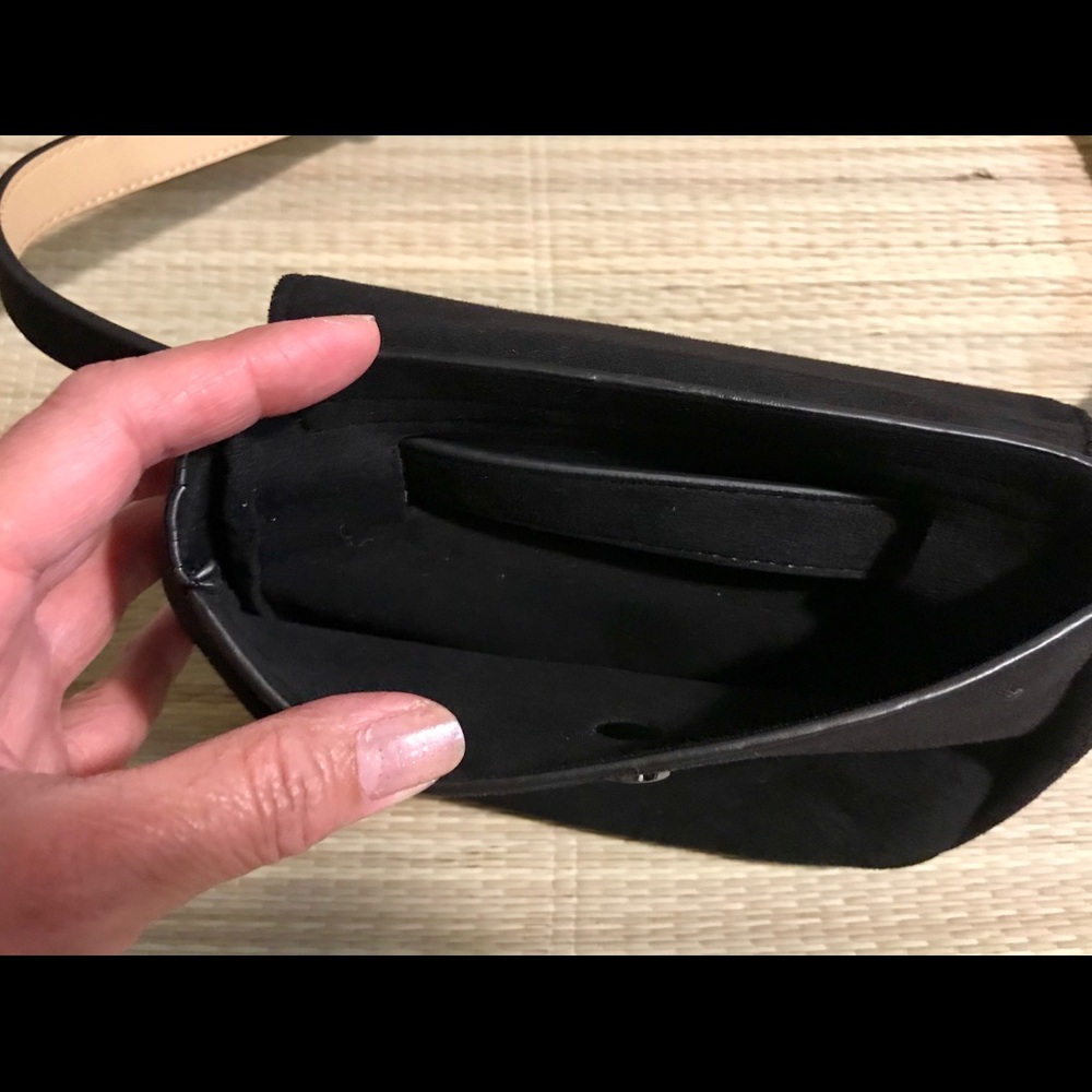 Vince Camuto Belt Bag - Picture 3 of 8